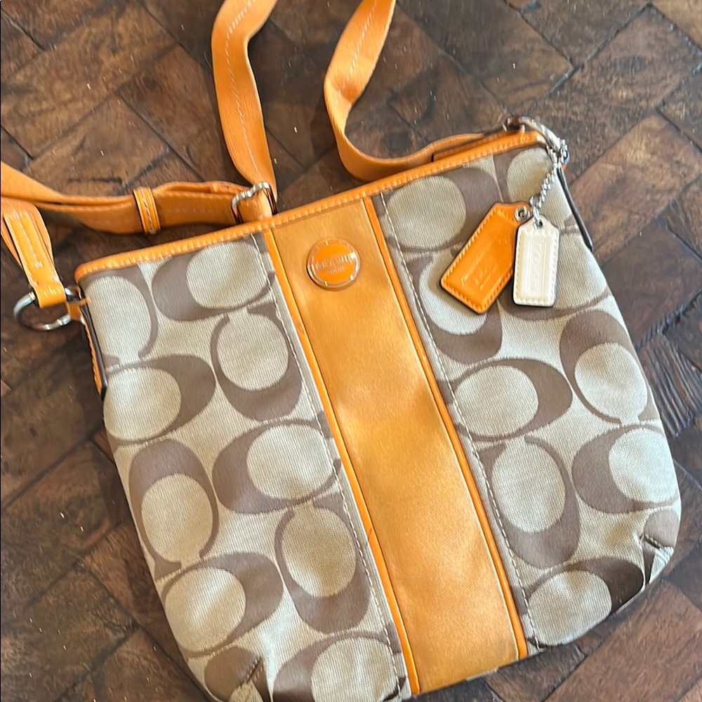 Coach 🤎🧡  Tan and Orange Crossbody Bag with Signature Style Monogram print